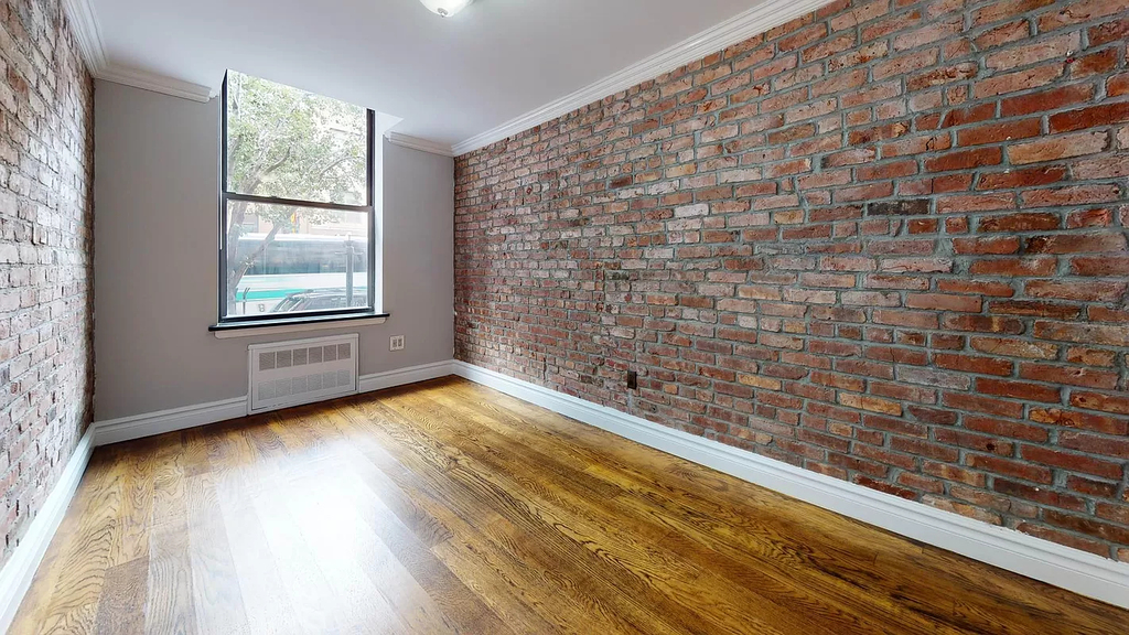 234 West 14th Street - Photo 3