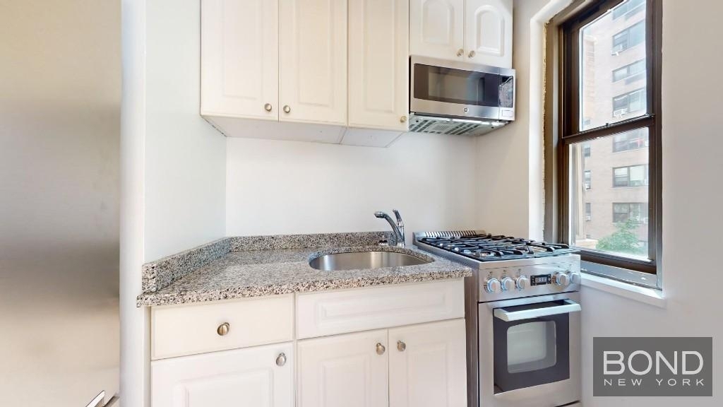 East 56th Street - Photo 1