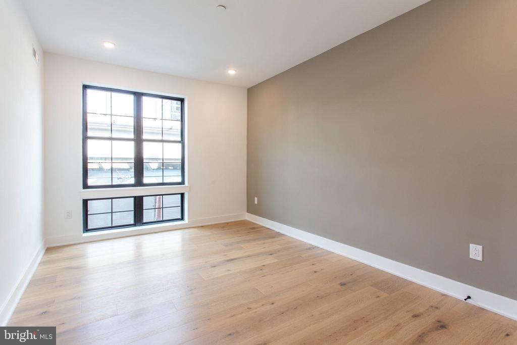 1232 N Front St - Photo 18