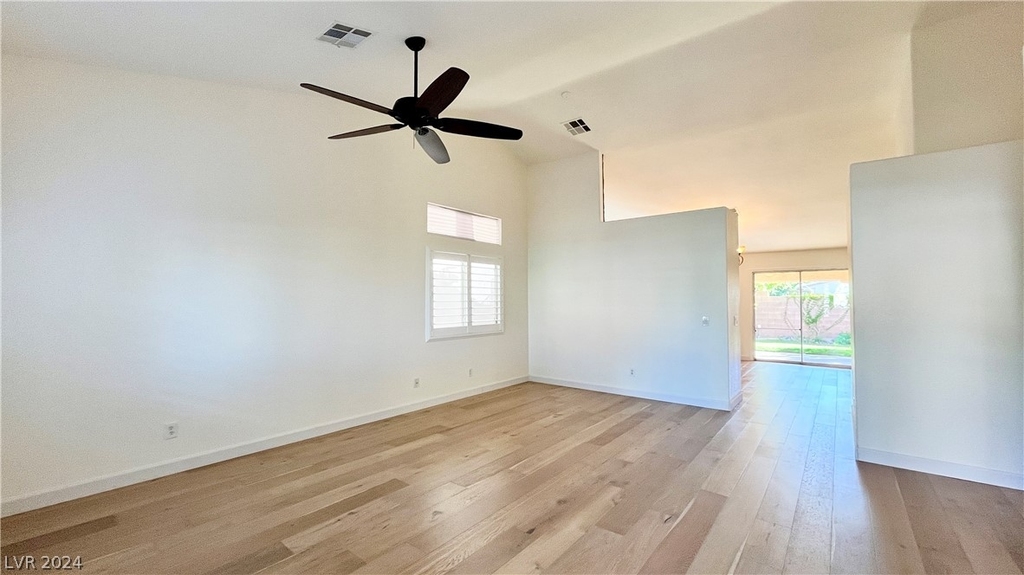 685 Pansy Place - Photo 4