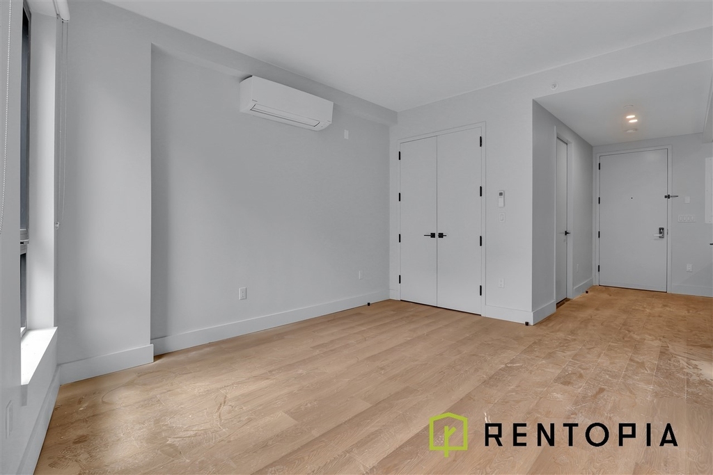 130 Hope Street - Photo 1