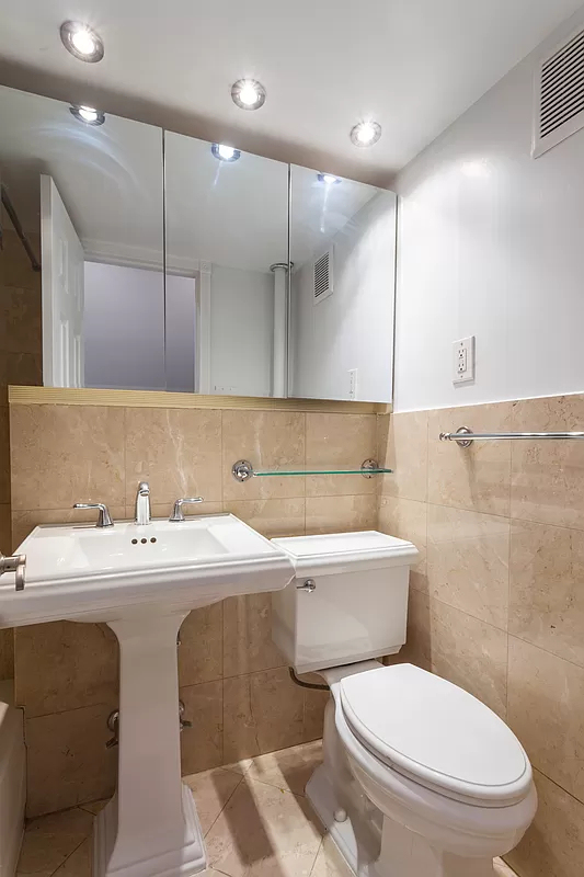 722 10th Avenue - Photo 6