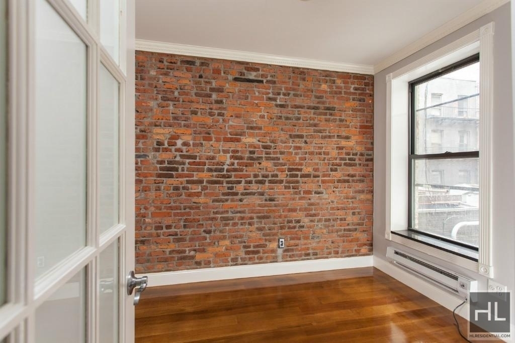 E 18th St. - Photo 1