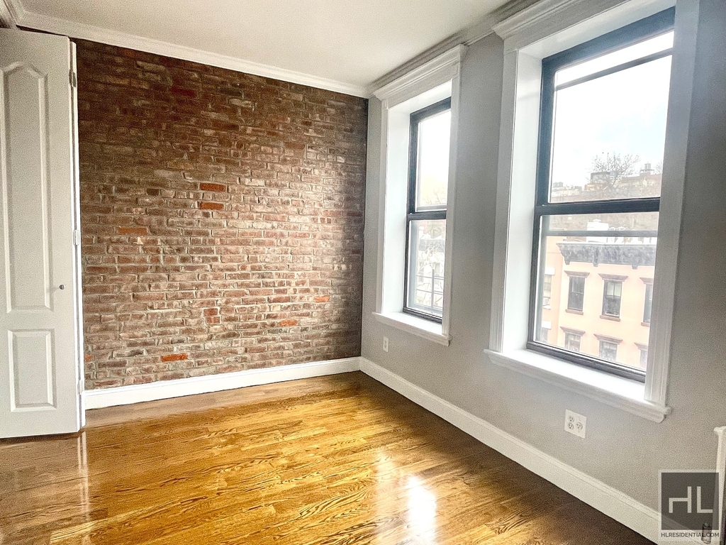 East 18th Street - Photo 1