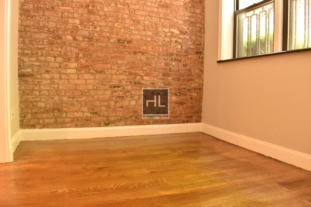 East 26th Street - Photo 8