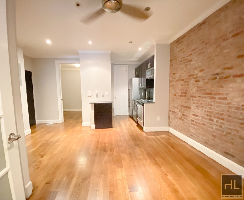 East 26th Street - Photo 4
