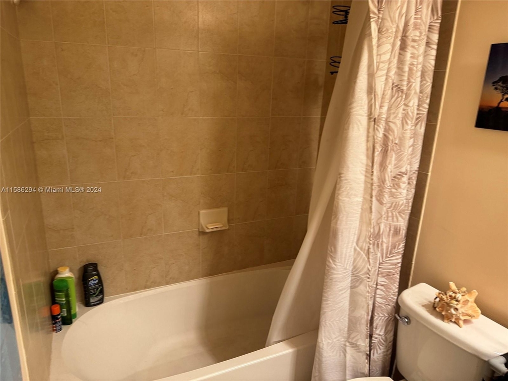 8935 Nw 98th Ct - Photo 19