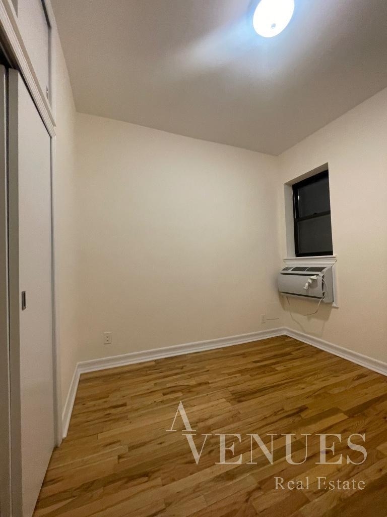 East 83rd Street - Photo 4