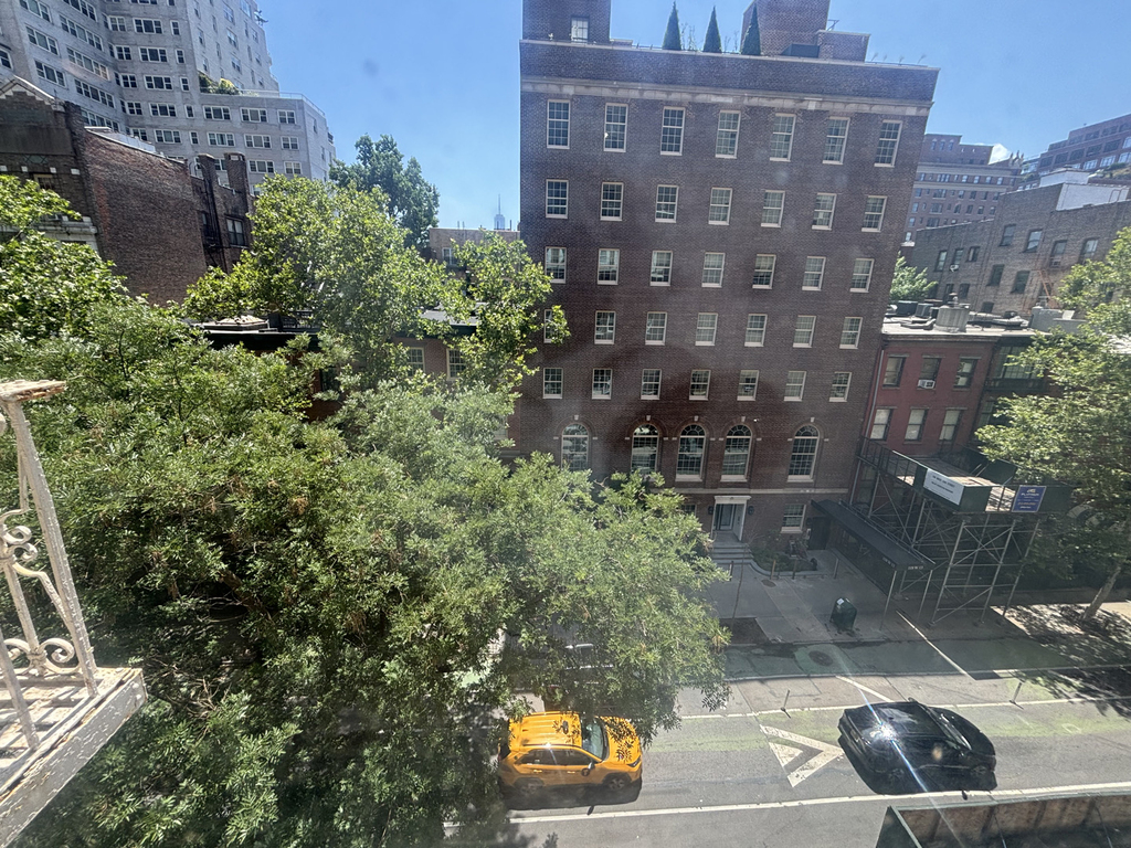 West 13th Street - Photo 6