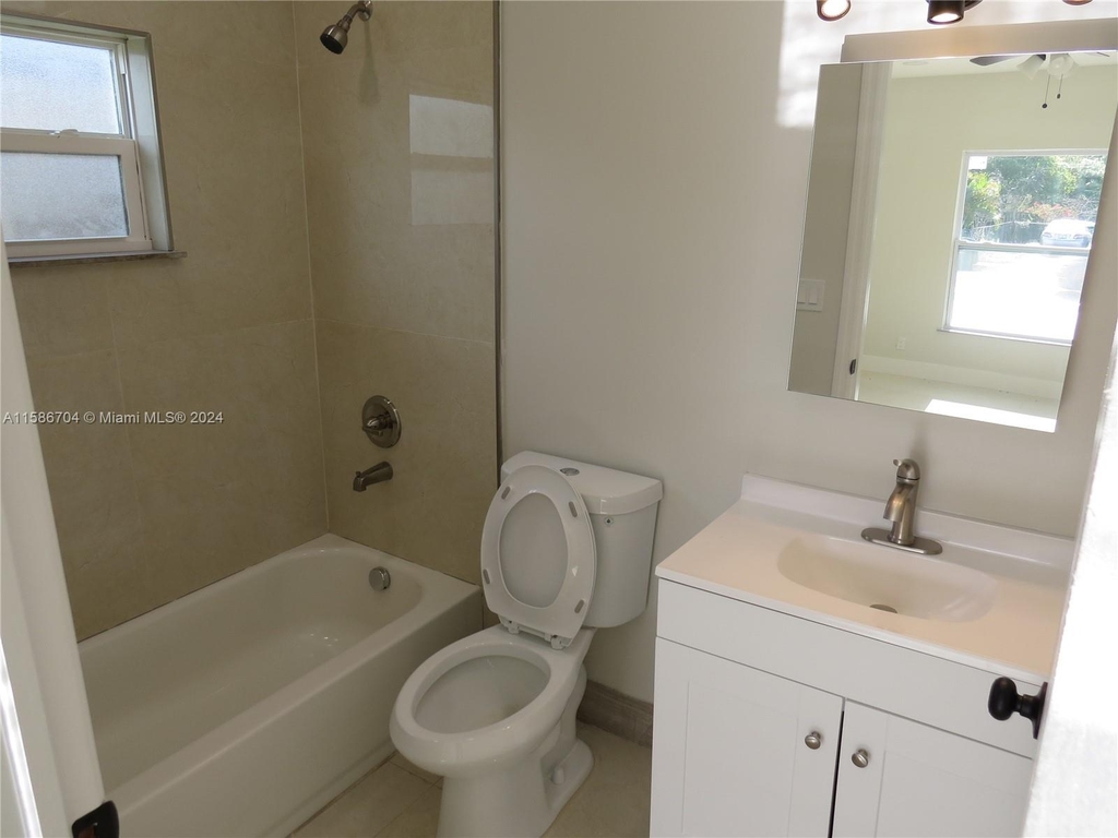 1671 Sw 44th Ter - Photo 19