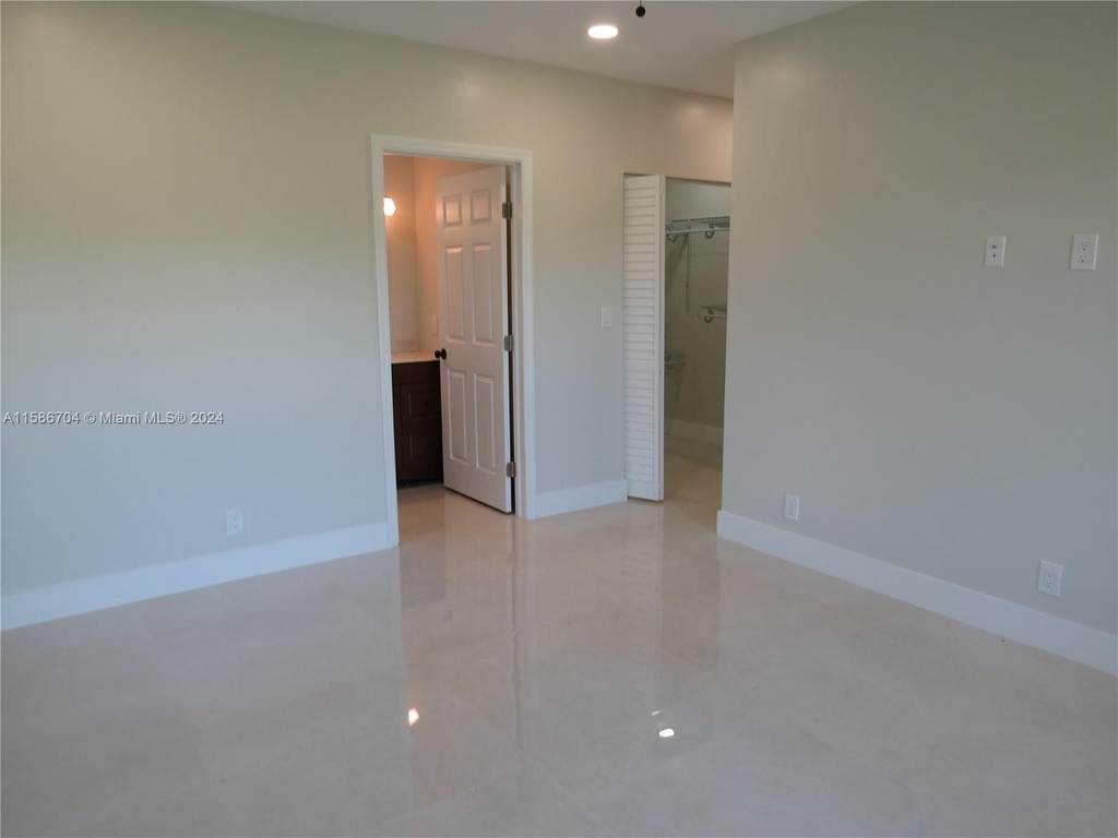 1671 Sw 44th Ter - Photo 33