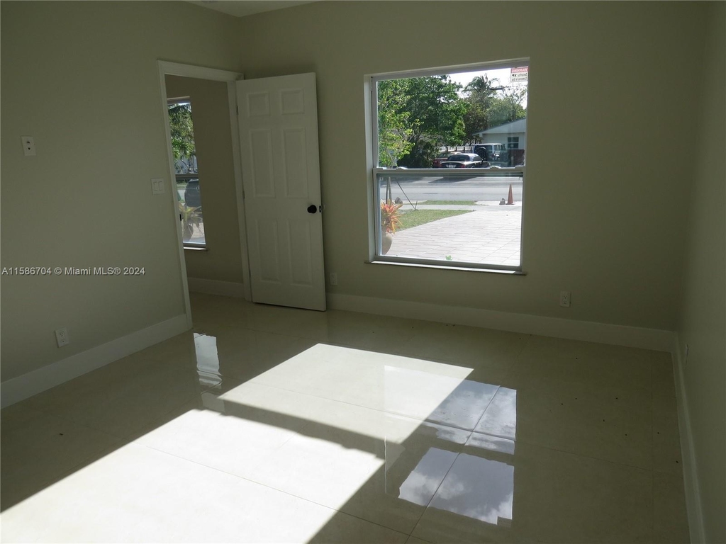 1671 Sw 44th Ter - Photo 20