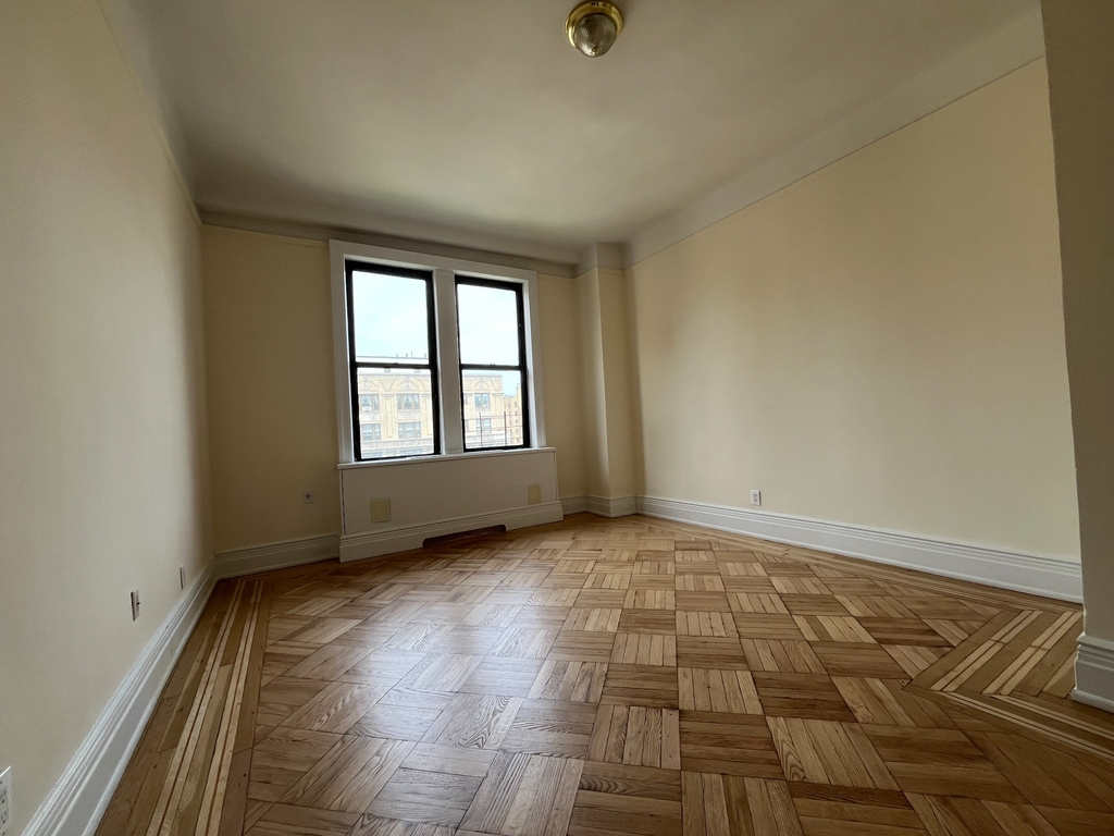 220 West 98th Street - Photo 5