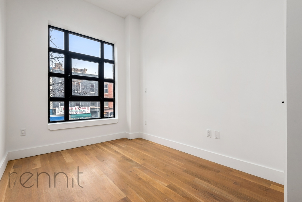 163 Graham Avenue - Photo 5