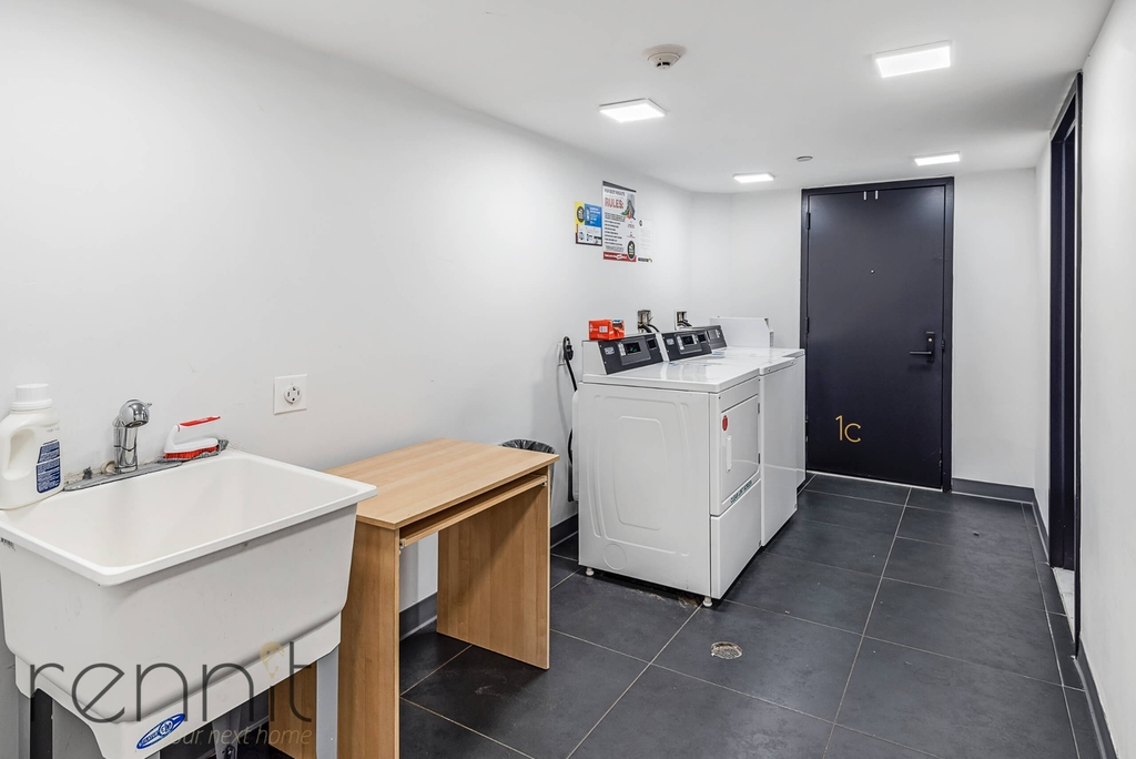 1016 Carroll Street - Photo 4