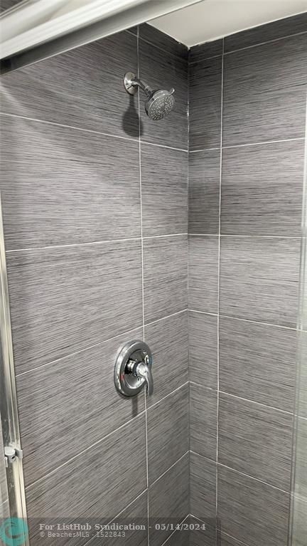 5900 Nw 44th Street - Photo 8
