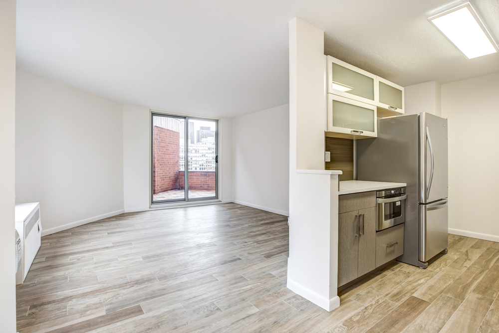 2nd Avenue - Photo 3