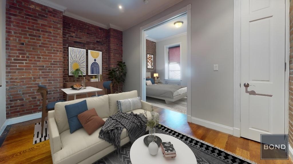 Tenth Avenue - Photo 4