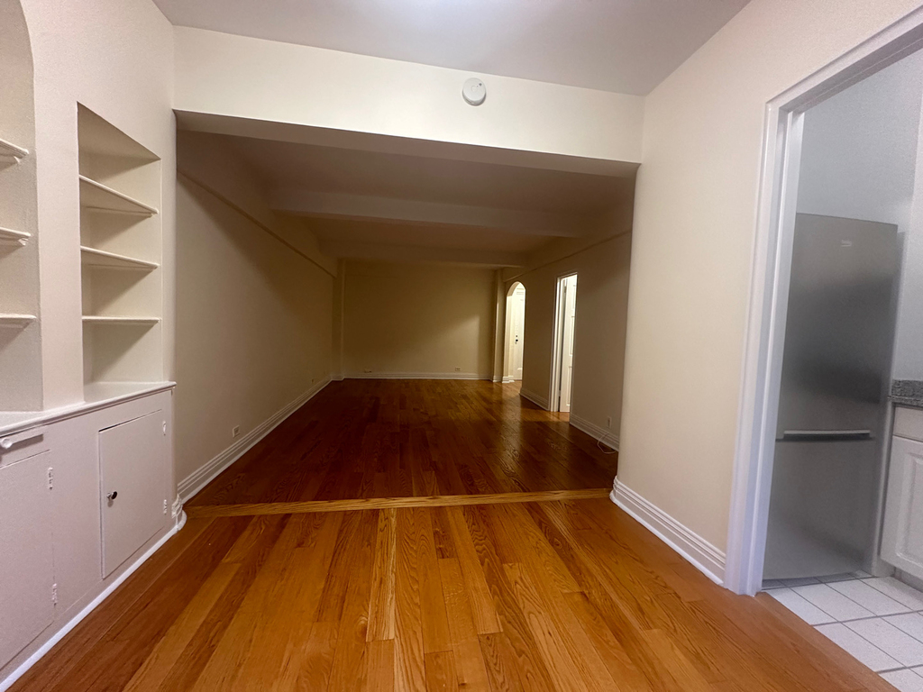 141 East 56th Street - Photo 13