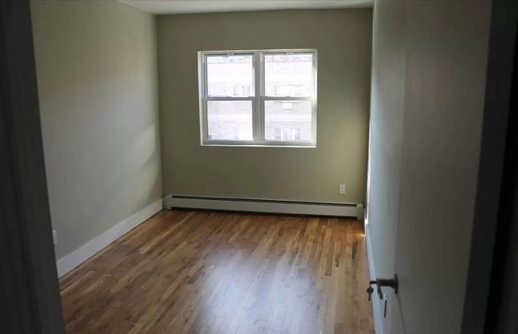 Cornelia Street - Photo 6
