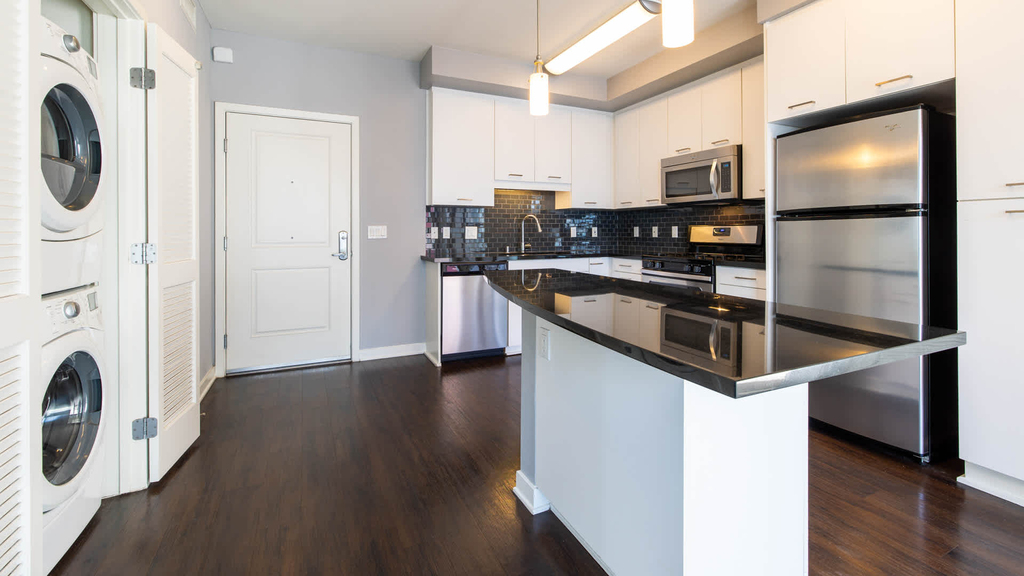 639 N. Broadway - Photo 5