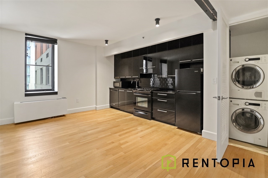 487 Keap Street - Photo 0