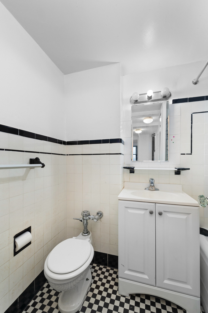 East 38th St - Photo 5