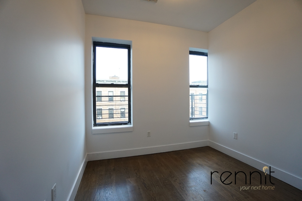 1689 Gates Avenue - Photo 9