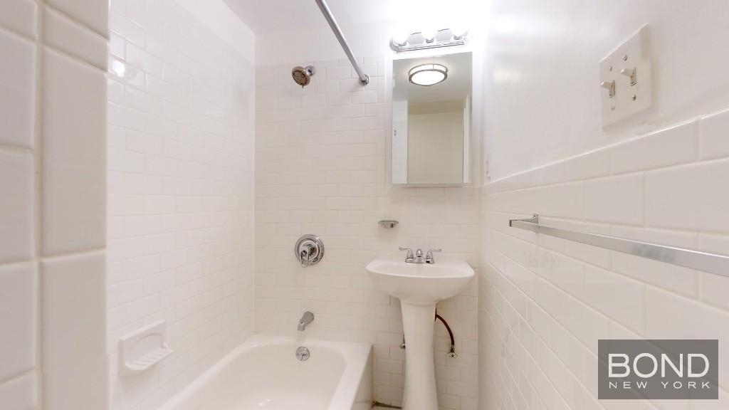 East 89th Street and Second Avenue  - Photo 2