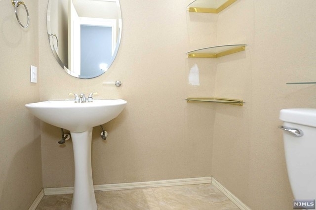 27  Maltese Drive - Photo 6