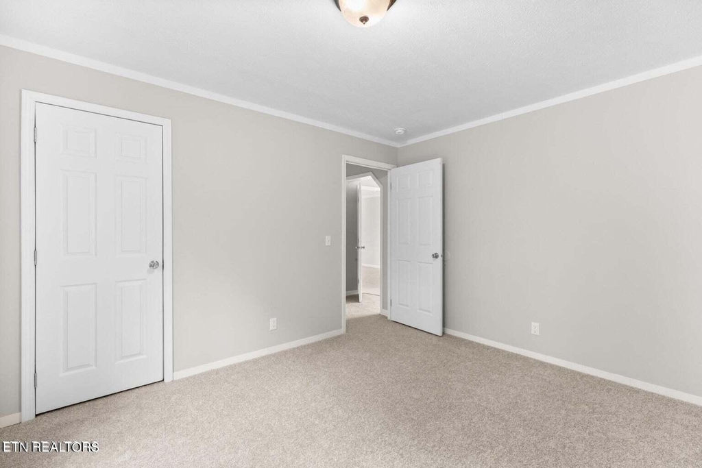 4307 Valley View - Photo 14