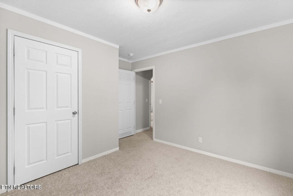 4307 Valley View - Photo 17