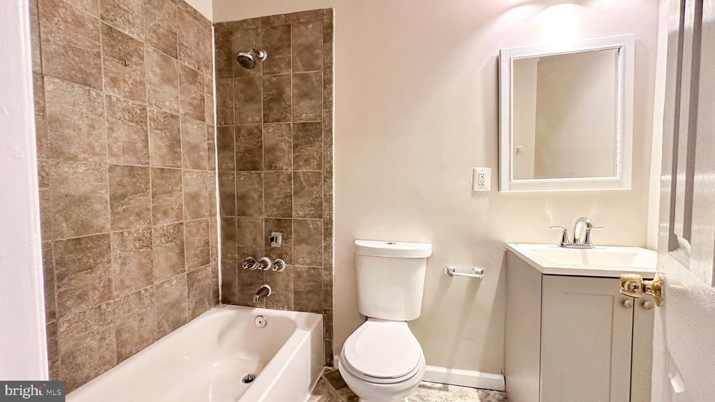 3408 Sherman Ave Nw - Photo 5