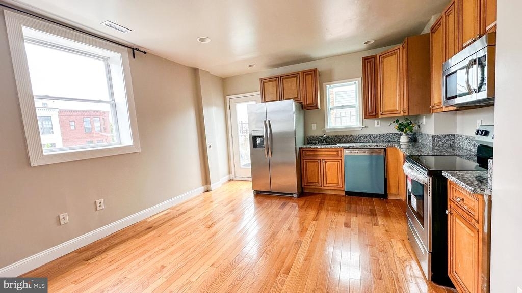 3408 Sherman Ave Nw - Photo 3
