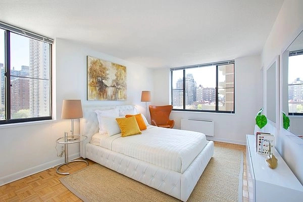 Upper West Side  - Photo 2