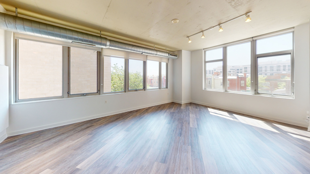 2303 14th Street Nw - Photo 2