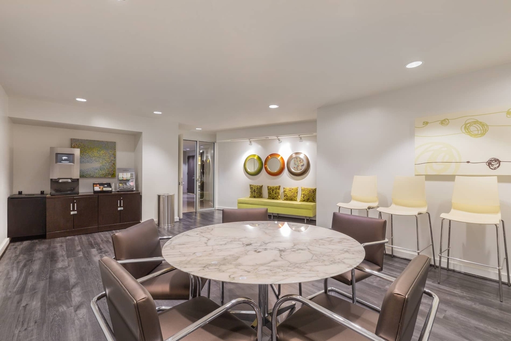 2303 14th Street Nw - Photo 32