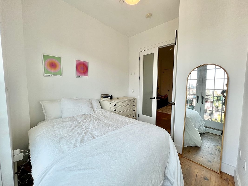 212 North 4th Street - Photo 4