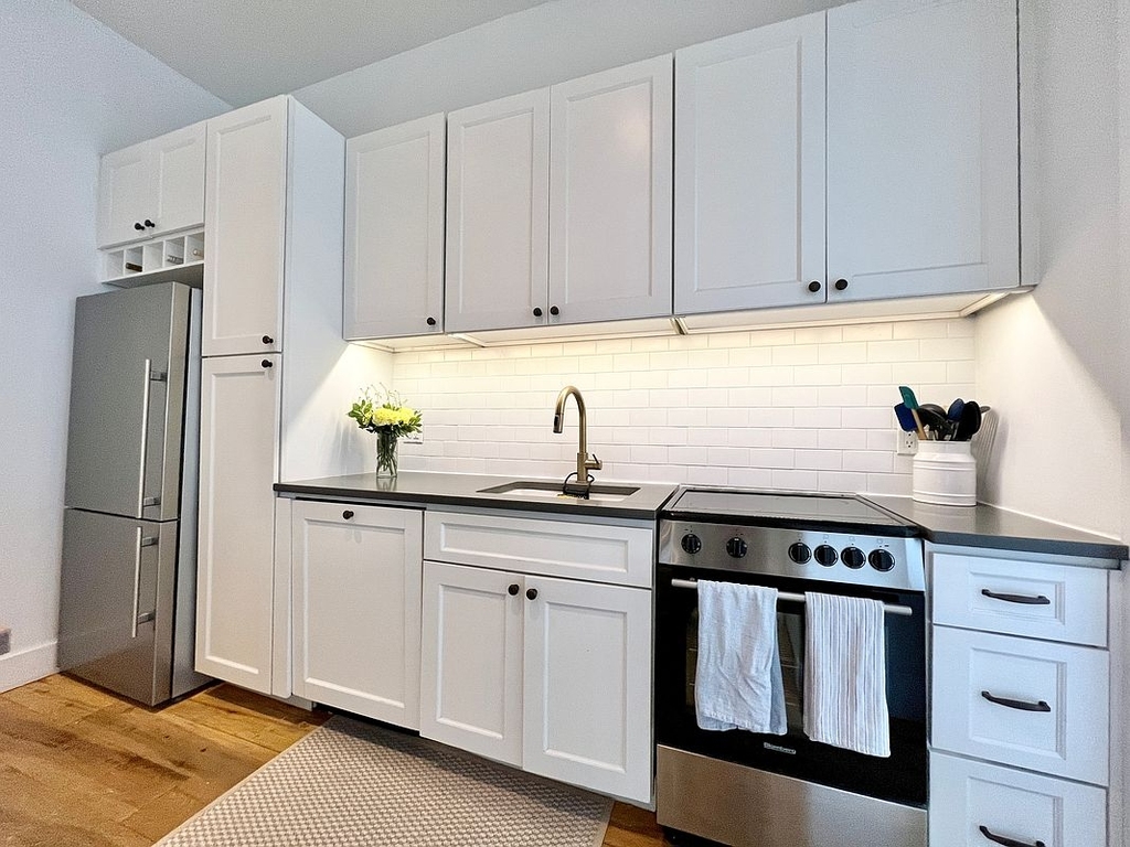 212 North 4th Street - Photo 1