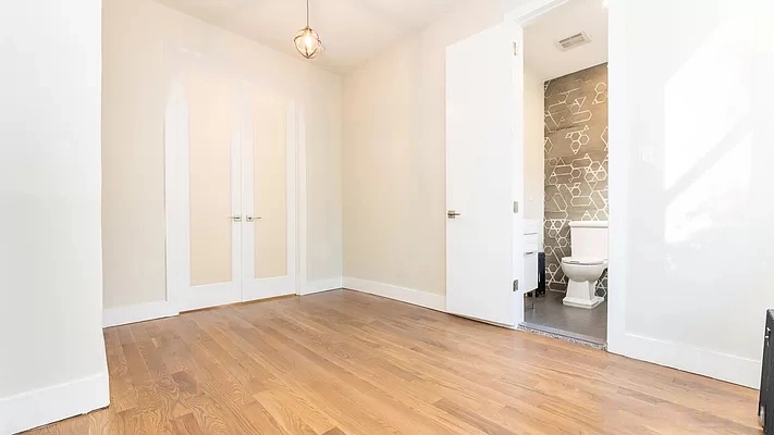 170 Jefferson Street - Photo 4