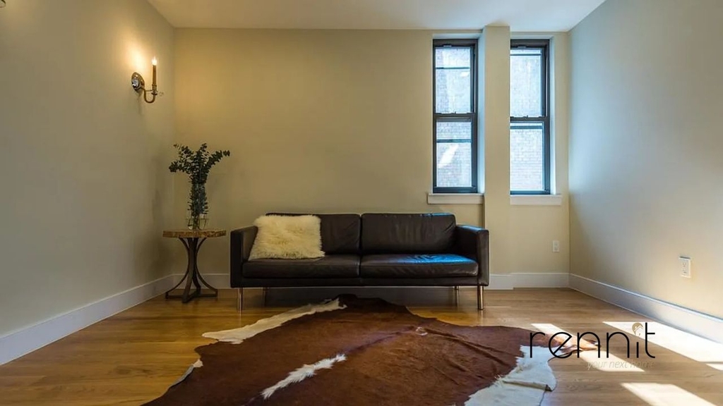 1633 Dekalb Avenue - Photo 6