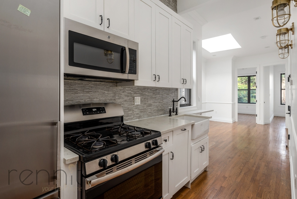 1622 Summerfield Street - Photo 0