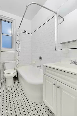 West 13th Street - Photo 4