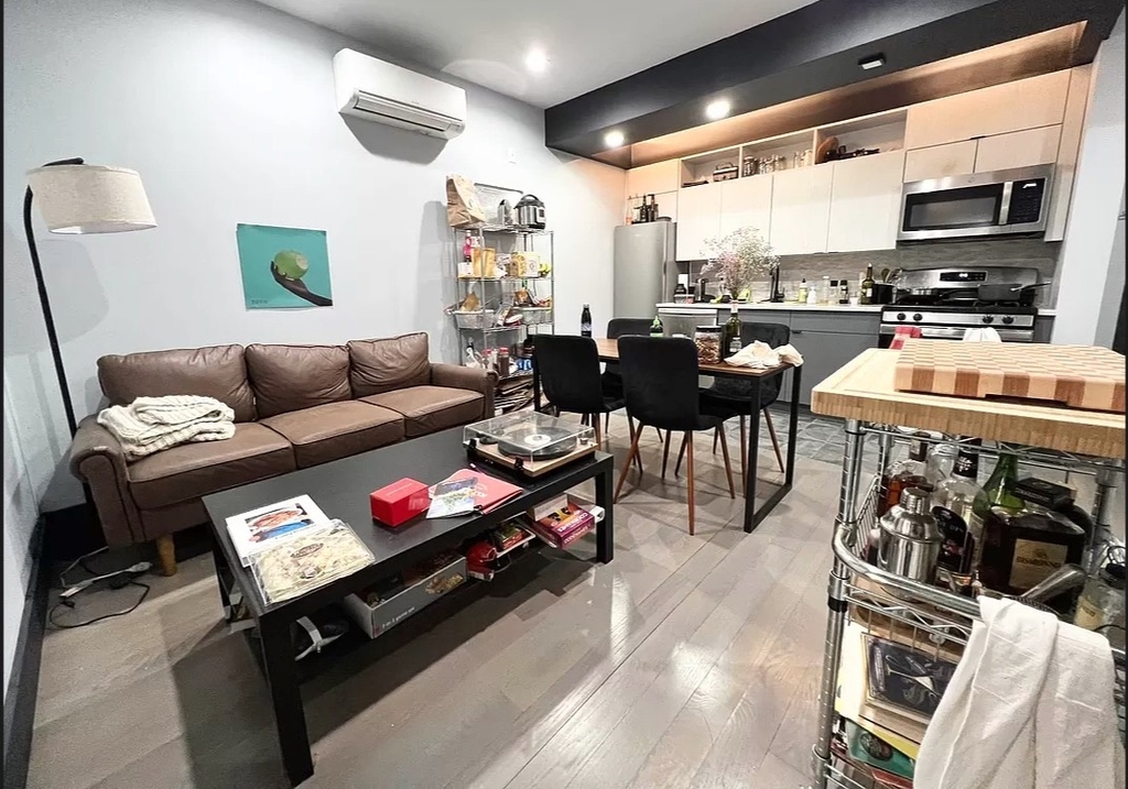 540 Driggs Avenue - Photo 4