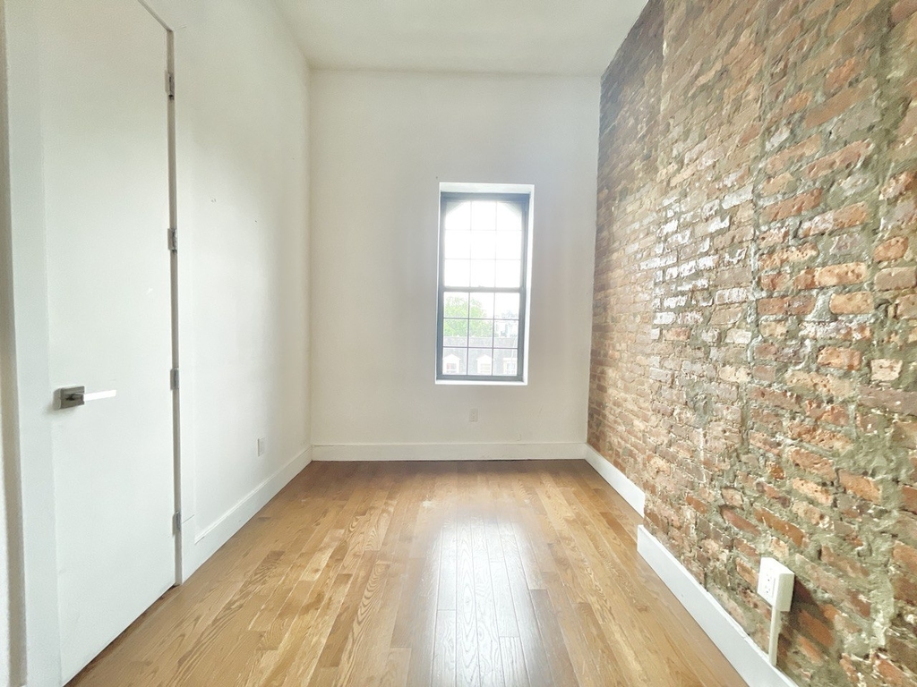 507 Central Avenue - Photo 2