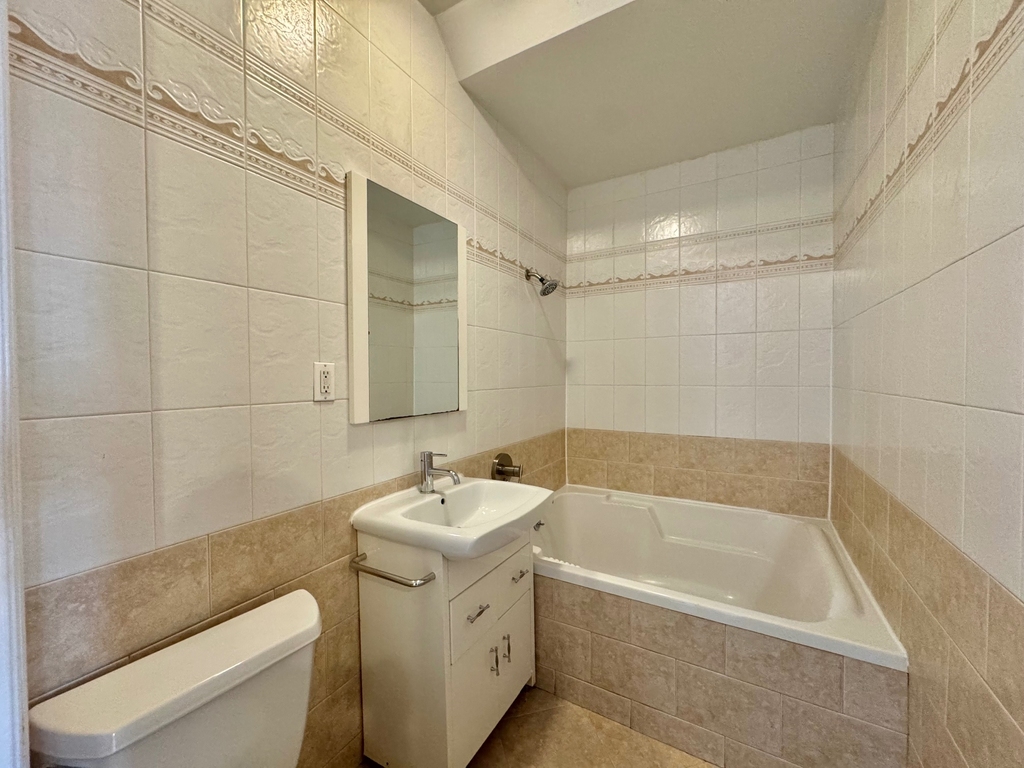 18 Goodwin Place - Photo 3