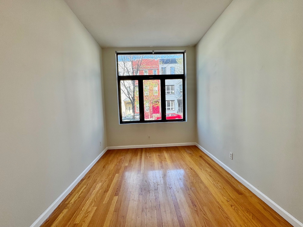 18 Goodwin Place - Photo 5