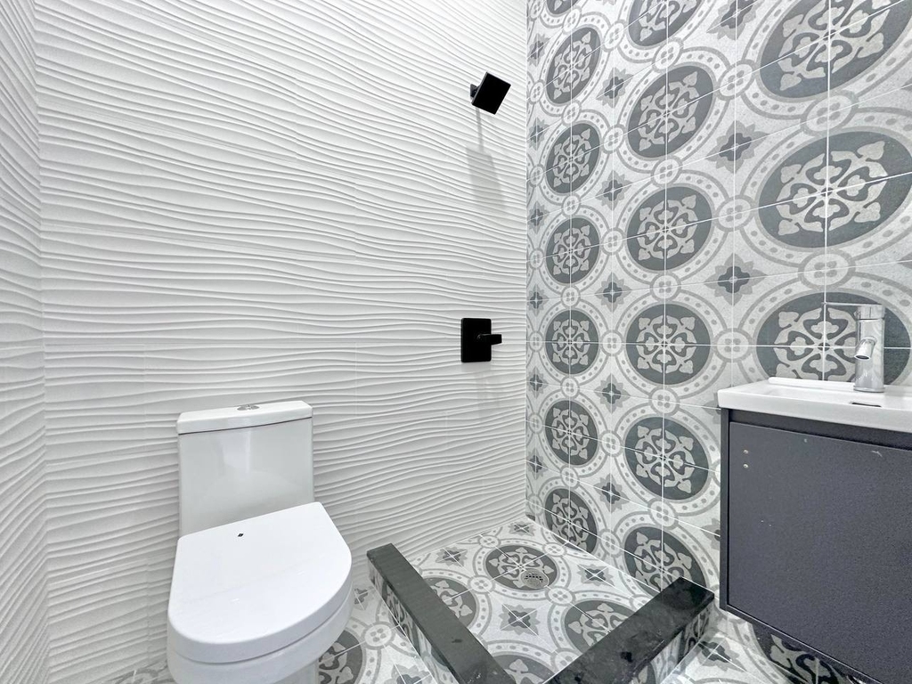 1611 Hancock Street - Photo 3