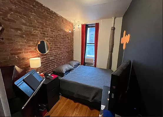 370 West 46th Street - Photo 6