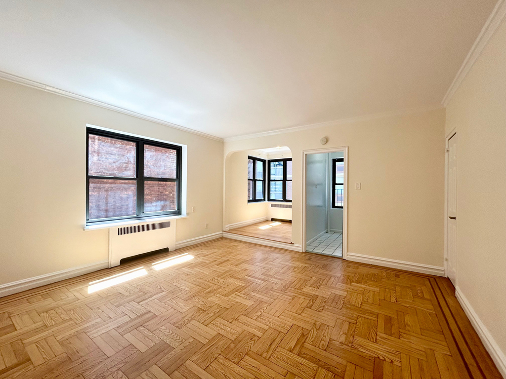 24th & Park Ave South - Photo 1